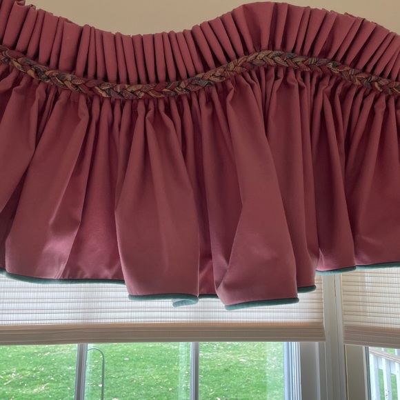 Custom window treatment - Picture 2 of 3